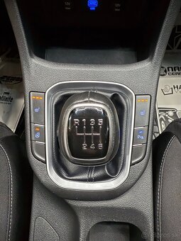 Hyundai i30 2022 1.5dpi atmosféra 81kw benzín FAMILY 1majitľ - 18