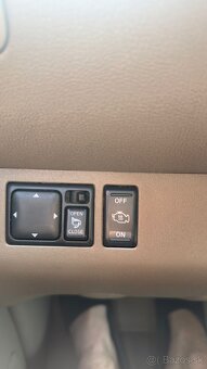 Nissan Pathfinder 2.5 dCI Automat 7-miestny - 18