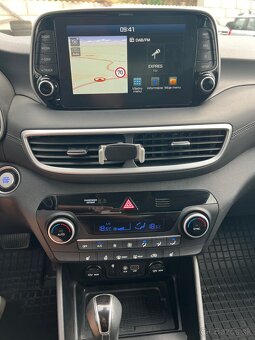 HYUNDAI TUCSON 1.6 T-GDi  ,A/T 4x4 - 18