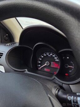 Kia Picanto 1.0 - 18