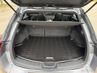 Lexus UX 250h odpočet DPH - 18