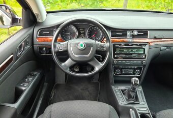 Škoda Superb 2.0 TDI 103KW/140 koní R.V.09/2010 - 18
