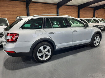 Škoda Octavia Combi SCOUT 2.0 TDI 184k Drive DSG 4x4 - 18