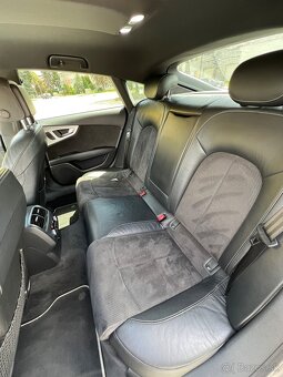 Audi A7 Sportback 3.0 TDI quattro S tronic S-Line - 18