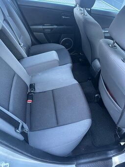 Mazda 3 1.6 Benzín 77kw rok 2009 - 18