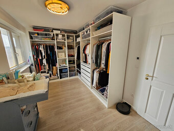 Moderný 3 izbový byt 94 m2 s kompletným zariadením, parkovac - 18