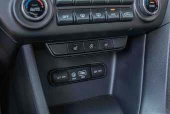 Kia Sportage 1.6 GDi Gold 2WD - 18