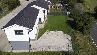 Objekt na bývanie aj podnikanie v Senci - 18