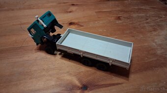 GAZ-AA Polutorka 1932 + KAMAZ 1/43 - 18