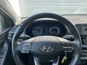 Hyundai i30 Combi 1.5 DPI 80kw benzin - 18