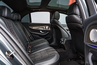 Mercedes-Benz E 220d AMG Line / Designo Magno - 18