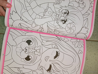 Manga Kawaii color omaľovánka s nálepkami - 18