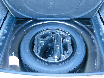 Škoda Superb Combi 2.0 TDI CR 170k Elegance DSG Webasto - 18