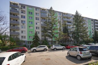 Ružinov 3 izb. byt Chlumeckého ulica - 18