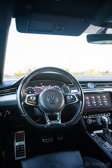 VW Passat R-LINE DSG Ťažné Virtual CarPlay ACC Lane-assist - 18