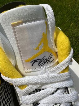 Tenisky Air Jordan 4 Retro EUR 44 - 18