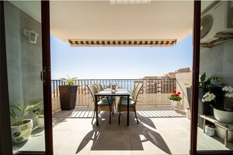 Luxusný Penthouse s Panoramatickým Výhľadom na More – Fuengi - 18