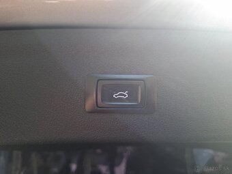 Audi Q3 2.0 TDI 150k Sport,XENON,NAVI... - 18