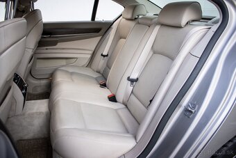 BMW Rad 7 740d xDrive - 18