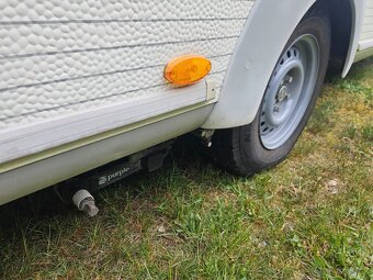 Karavan Burnster Averso 550 TK - poschodove postele, mover - 18
