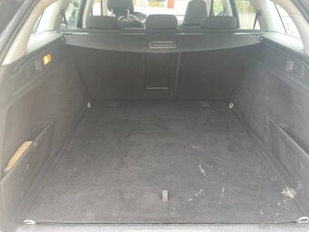 Peugeot 308 1.6 BlueHDi kombi - 18