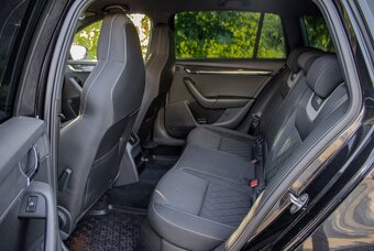 Škoda Octavia Combi 2.0 TSI RS DSG - 18