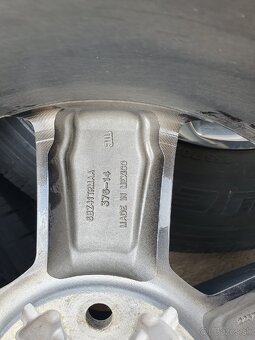 Kolesa ORIGINÁL JEEP 5x127 7,5x18 ET44,45 - 18