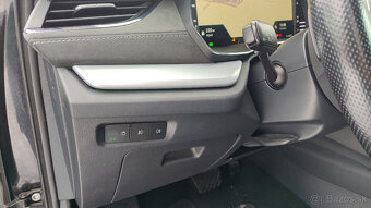 Škoda Octavia Combi 2.0 TDI DSG 2021 VIRTUAL MATRIX - 18