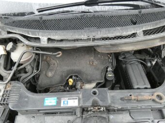 Peugeot 807 2.2 HDI xenony - 18