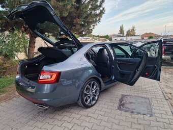 Škoda Octavia III 2.0 TSi DSG RS 245k (benzín) kup. SR - 18