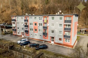 Na prenajom kompletne zariadený 2 izbový byt s balkónom - 18