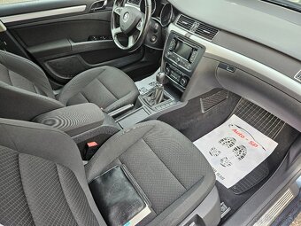 ŠKODA SUPERB 2.0TDI FACELIFT COMBI PANORAMA - 18