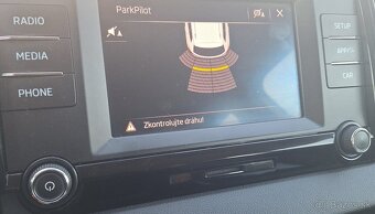 ŠKODA  KAROQ    ■SLEVA -700€■ - 18