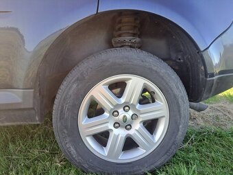 Land Rover Freelander 2 - 18