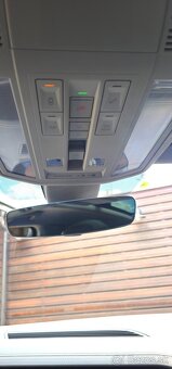 VW Touareg 3,0 TDI V6 SCR 286k 4Monitor 210KW DPH - 18