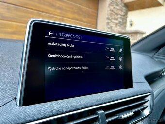 Peugeot 3008 1.2 PureTech GT Line M/T6 - 18