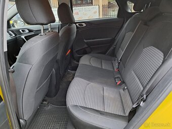 Kia Ceed Hatchback, 1.5L, 118kW, 2022 - 18