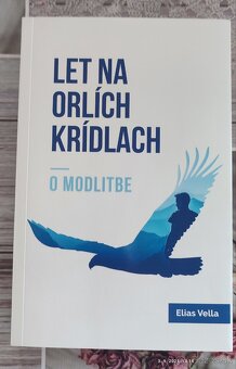 Náboženská literatúra a knižky o výchove a vzťahoch - 18