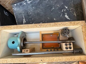 Náhradne diely - 18