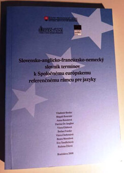 RETRO SLOVNÍKY A UČEBNICE - 18