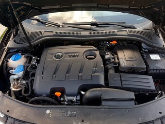ŠKODA SUPERB COMBI 1.6 TDI CR 77KW  •  03.2012  • Pekný stav - 18
