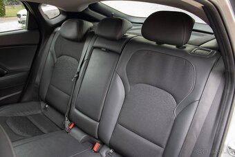 Hyundai i30 Fastback 1.4 T-GDi Style-AJ NA SPLÁTKY/PROTIÚČET - 18