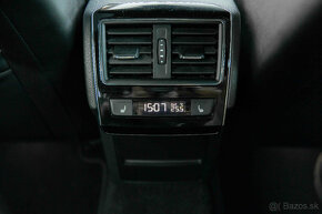 Škoda Superb Combi 2.0TDI DSG Sportline - 18