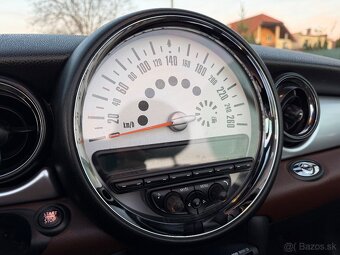 Mini Cooper Cabrio 1.6 • Benzín • 2011 • - 18