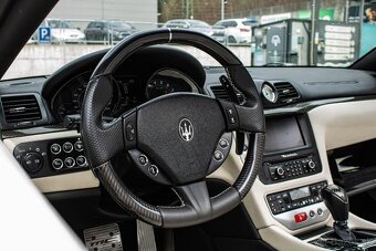 Maserati GranCabrio 4,7 V8 Ferrari motor, SK značky - 18