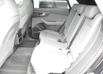 Audi Q8 50TDI Q S-LINE TOP VÝBAVA ČR 210 kw - 18