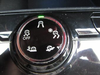 Peugeot 3008 2.0 BlueHDi S&S Allure - 18