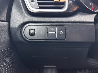 Kia CEED SW 1,4 T-GDi AT7 GOLD - 18