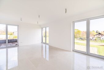 BEDES | novostavba 182m2, pozemok 659m2, 3x terasa, garáž - 18