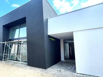 LUXUSNÁ Moderná NOVOSTAVBA v stave Štandard pod Hrádkom - 18